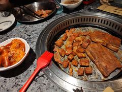 -阪尚皇·原切牛排·烤肉火锅自助(北京路店)