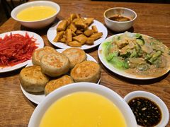 -清真吴记门钉肉饼·喜多利