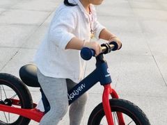 -八爪矩阵极限运动馆·儿童平衡车·感统训练(南海子公园校区)
