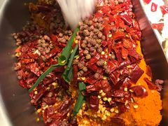 -沸炉重庆老火锅(军事博物馆店)