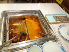 -十三幺山野火锅(市府路店)