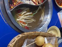 -马路边边火锅串串(观前街店)