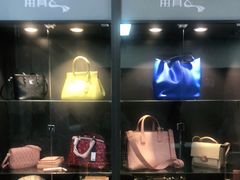 -用真奢侈品名表名包回收中心(朝阳万达店)
