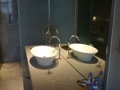 -广州卡丽酒店(大金钟路地铁站店)