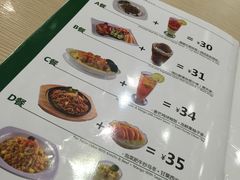 -佰搭果·广式茶餐厅(西华路店)