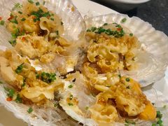 蒜蓉粉丝蒸扇贝皇-蓝鲸(国浩路店)
