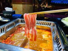 顶级进口谷饲肥牛-乐尚一号high唱音乐·火锅