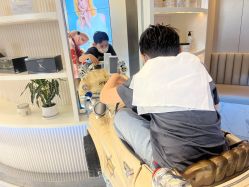 -PE SALON
