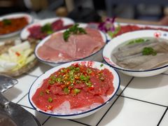 -喜悦小串丹东小黄牛海鲜烧烤大排档(民主广场店)