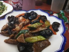 -锅贴王海鲜小馆