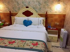 -天使恋人主题酒店(深圳翻身路店)