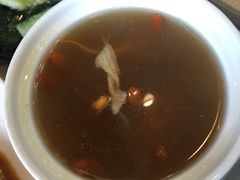 -东方既白(上海浦东国际机场)