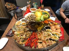 -日进一片海.生腌海鲜火锅.宵夜烧烤(三里屯总店)