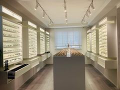 -目艮眼镜SHOWROOM(品牌集合店)