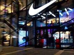 -上海世茂广场(南京东路店)