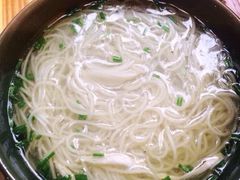 鸡汤银丝面-二孃鸡爪爪(东郊记忆店)