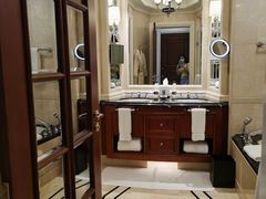 -广州富力丽思卡尔顿酒店