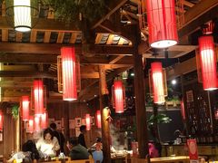 大堂-野山舂·贵州现舂酸汤火锅(鸿通城店)