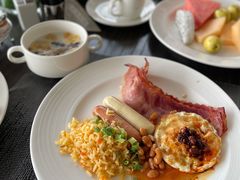 -蔚蓝阁餐厅·Brunch·牛排·威士忌·红酒
