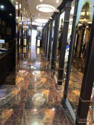 -八佰伴8008星级形象店