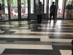 -百联临沂购物中心(临沂路店)
