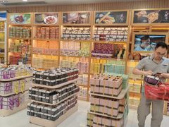 -钜记手信(大三巴街店)