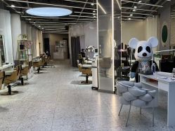 -PE SALON 