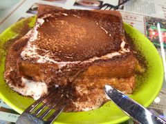 陈光记漏奶华-澳门陈光记烧味饭店(万象城店)