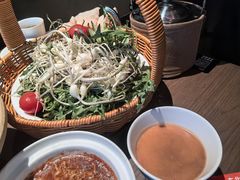 蘸酱菜-那家老院子东北菜.饺子.小鸡炖蘑菇(宁山店)