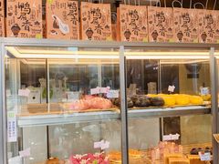 面包甜点陈列柜-奈雪的茶(东原悦荟店)