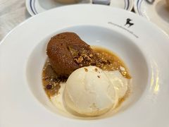 冰淇淋配小蛋糕-After You Dessert Cafe(CENTRALWORLD)