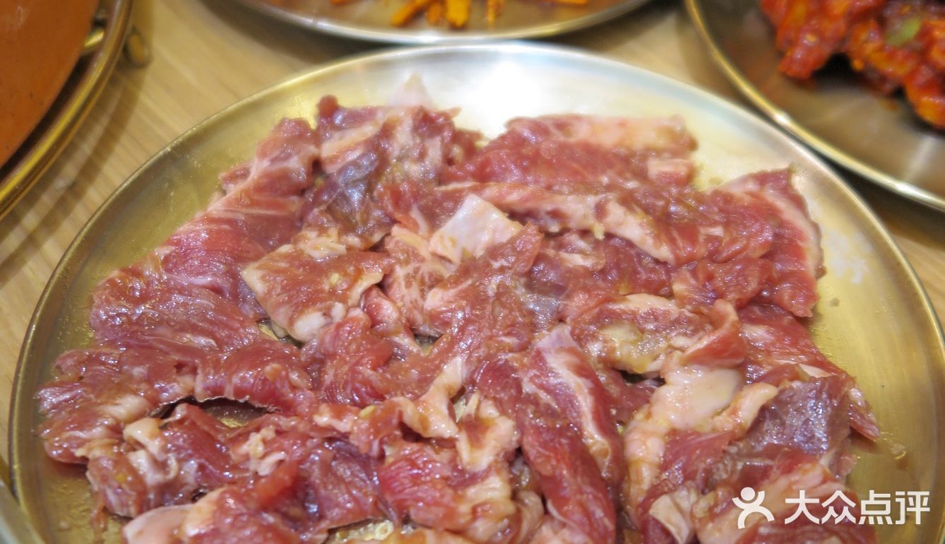 烤肉🥩老式吃法是蘸麻酱和串料？？？？？