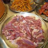 烤肉🥩老式吃法是蘸麻酱和串料？？？？？