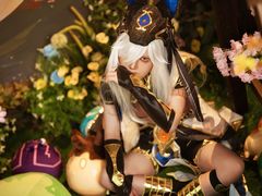 -米游妙妙屋cosplay换装自拍摄影体验馆
