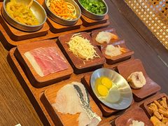 -银米·云南传统过桥米线(双廊黑金冠店)