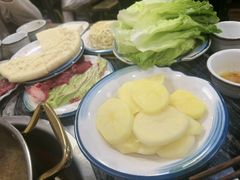 -乳仔牛牦牛汤锅 烤羊排(松潘古城店)
