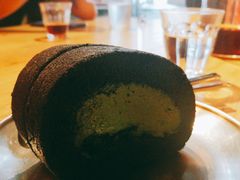 竹炭抹茶卷-无牌咖啡&酒馆