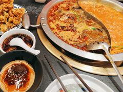 -沸炉重庆老火锅(军事博物馆店)