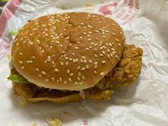 麦辣腿堡餐-麦当劳(百荣世贸商城店)
