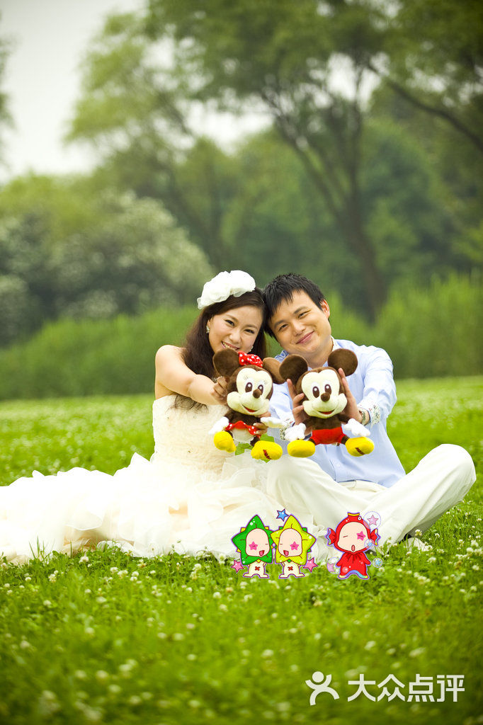 结婚小岛有米奇的结婚照图片-郑州更多珠宝首饰