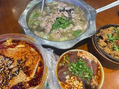 -谢老五跷脚牛肉·非遗传承店