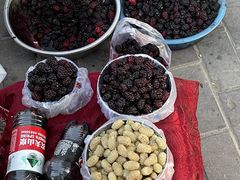 -乌恰市场(彩虹商场店)