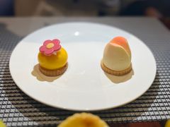 -广州万富希尔顿酒店·感趣自助餐厅·金秋蟹宴生蚝海鲜刺身烧烤