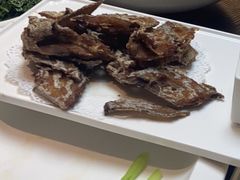 -隆江大酒店(雯婕商务楼店)