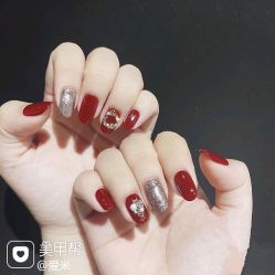 -Pink You美甲洗眉纹绣定制中心
