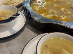 -光头药膳鸡(莱茵小镇店)