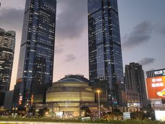 -港汇恒隆广场