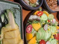 -俊屋料理·烧鸟·寿司·日泰融合菜(星际云汇店)