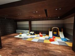 -骏佳雷克萨斯汽车销售服务中心-停车场