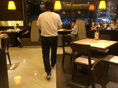 -必胜客(机场路店)
